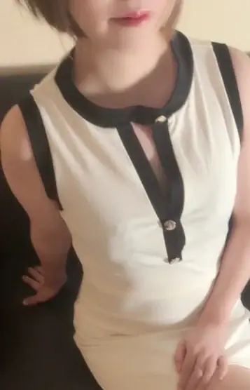 りあ (30代)